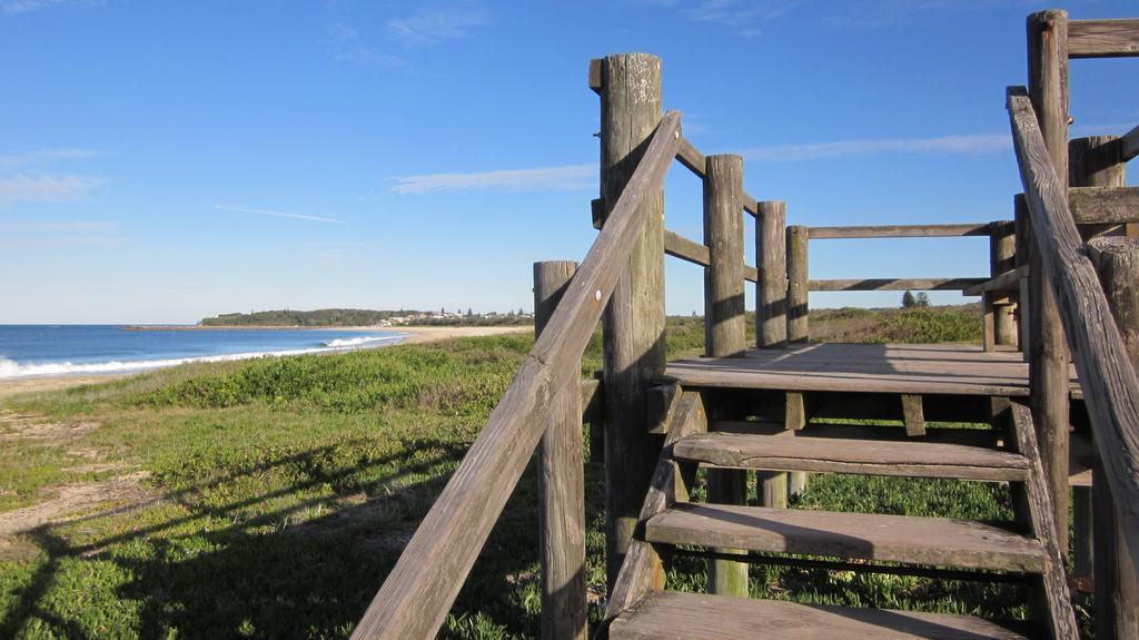 Nine Mile Beach House Hotel Blacksmiths Exterior foto