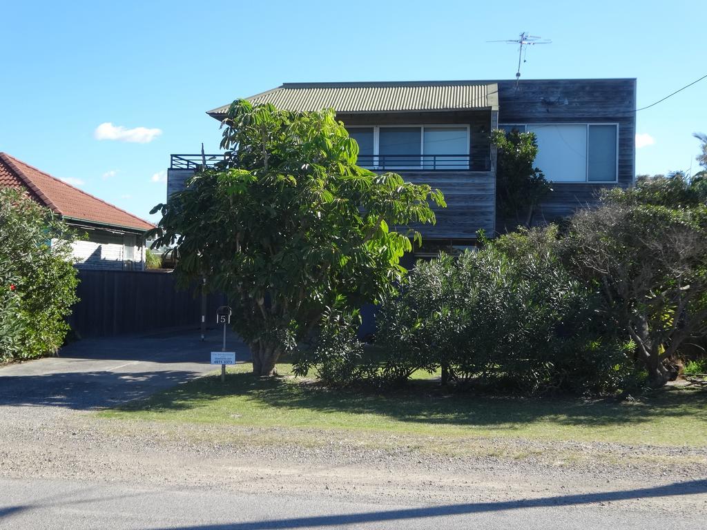 Nine Mile Beach House Hotel Blacksmiths Exterior foto